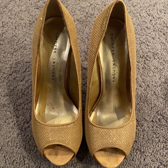 Assorted Heels - Picture 2 of 5